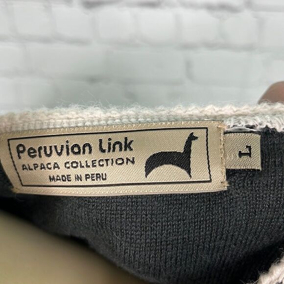 Peruvian Link Embroidered sweater cardigan - Picture 7 of 10